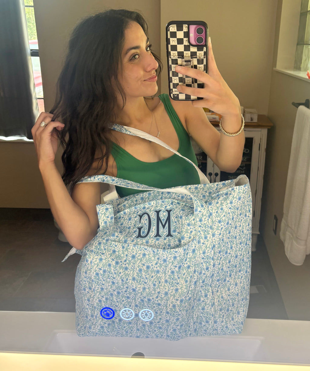 Everyday Nylon Tote with Front Pocket