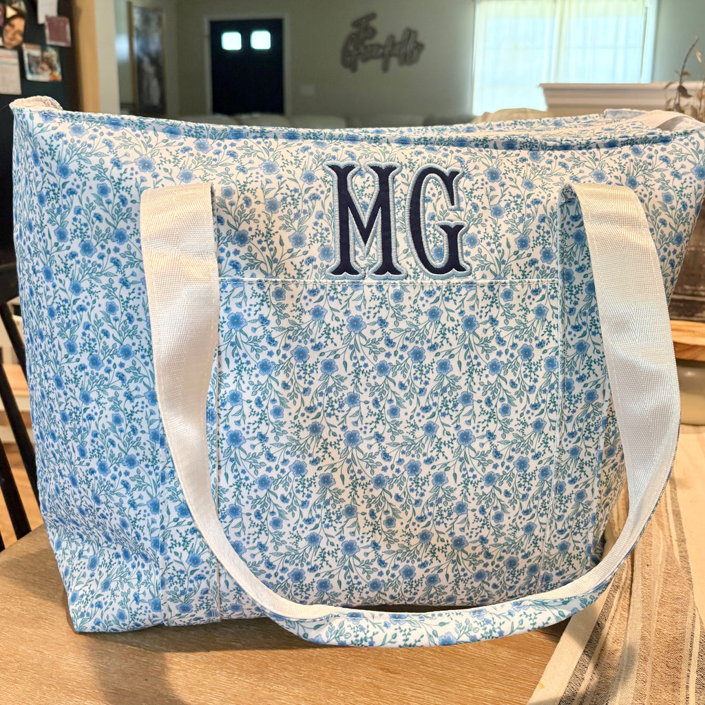 Everyday Nylon Tote with Front Pocket