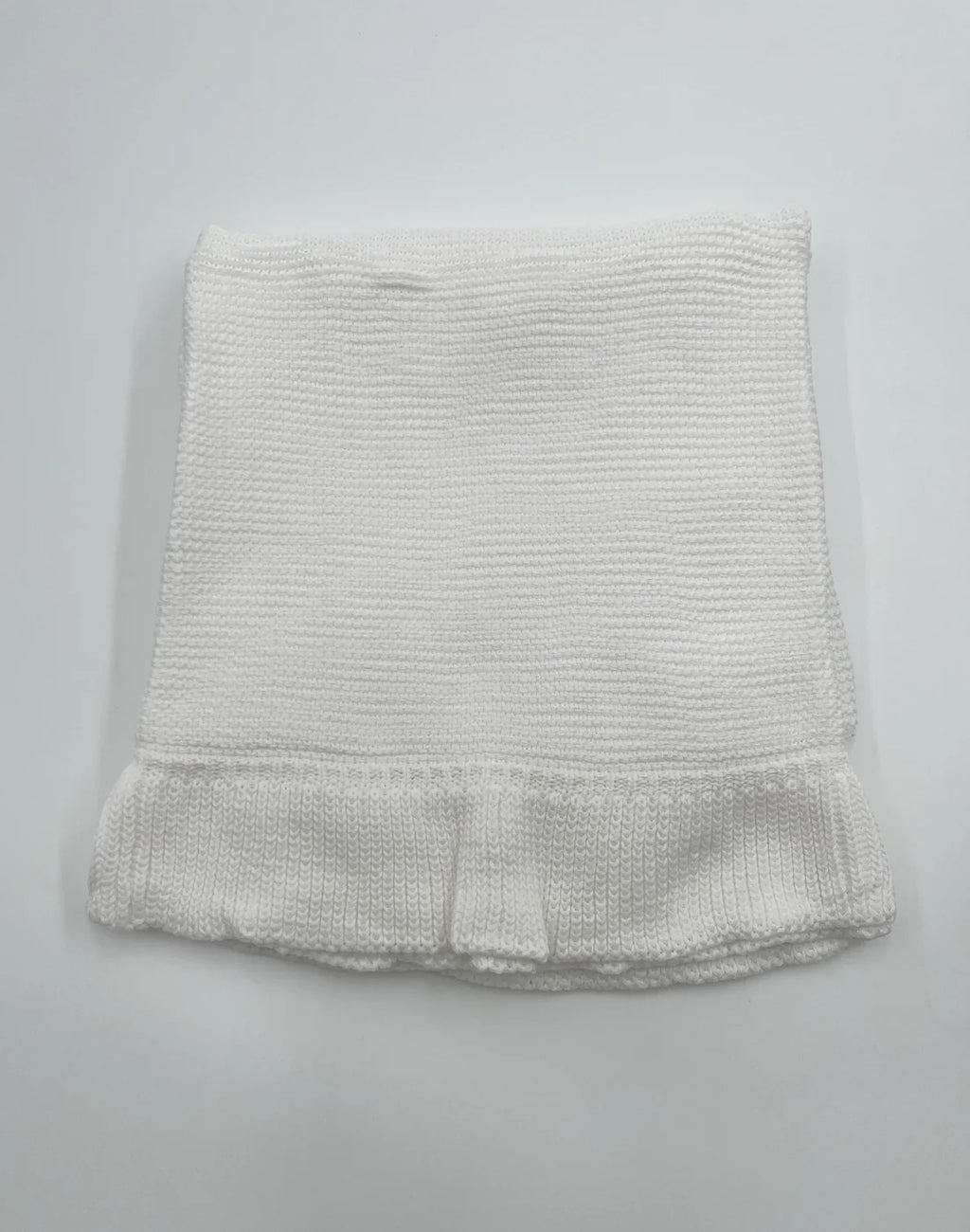 Ruffle Edge Knitted Blanket