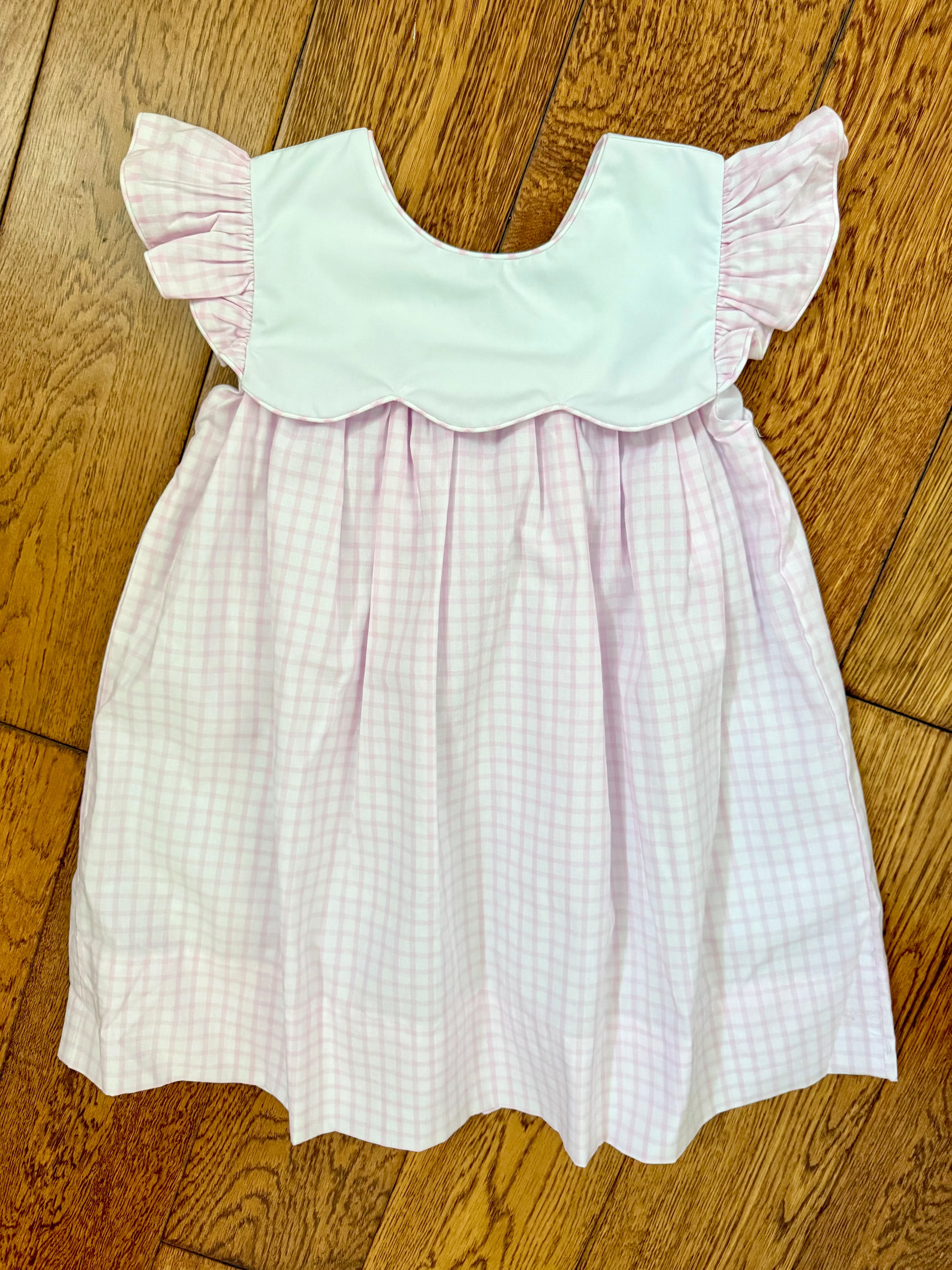 Girls Summer: Scout Scallop Dress and Bubble
